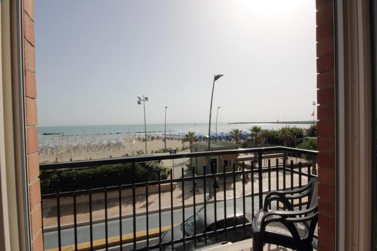 Belo Horizonte Bed & Breakfast Civitanova Marche Exterior photo